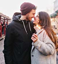 sugar daddy - gifts to bring to the first date